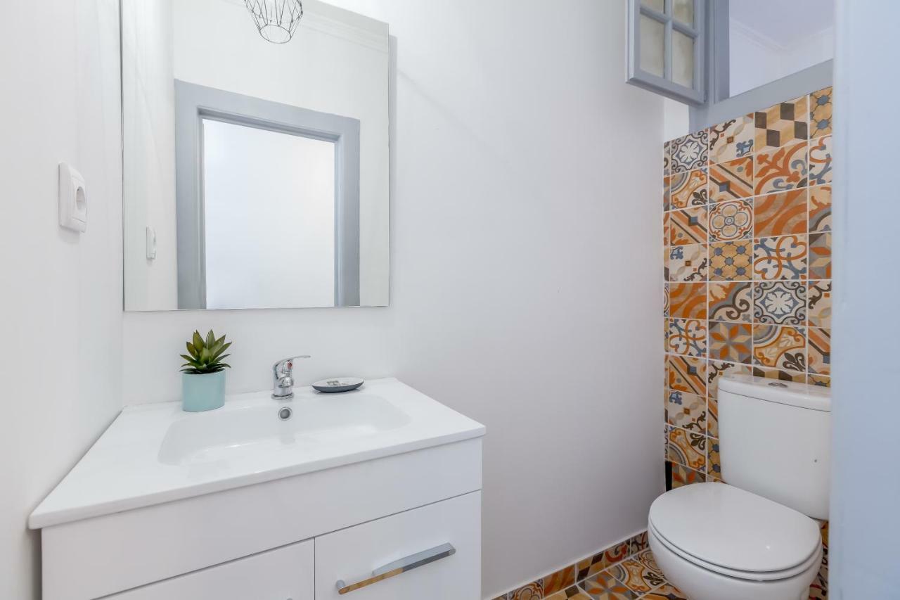 Alfama, Bright And Spacious With Private Terrace, By Timecooler Lisboa 外观 照片